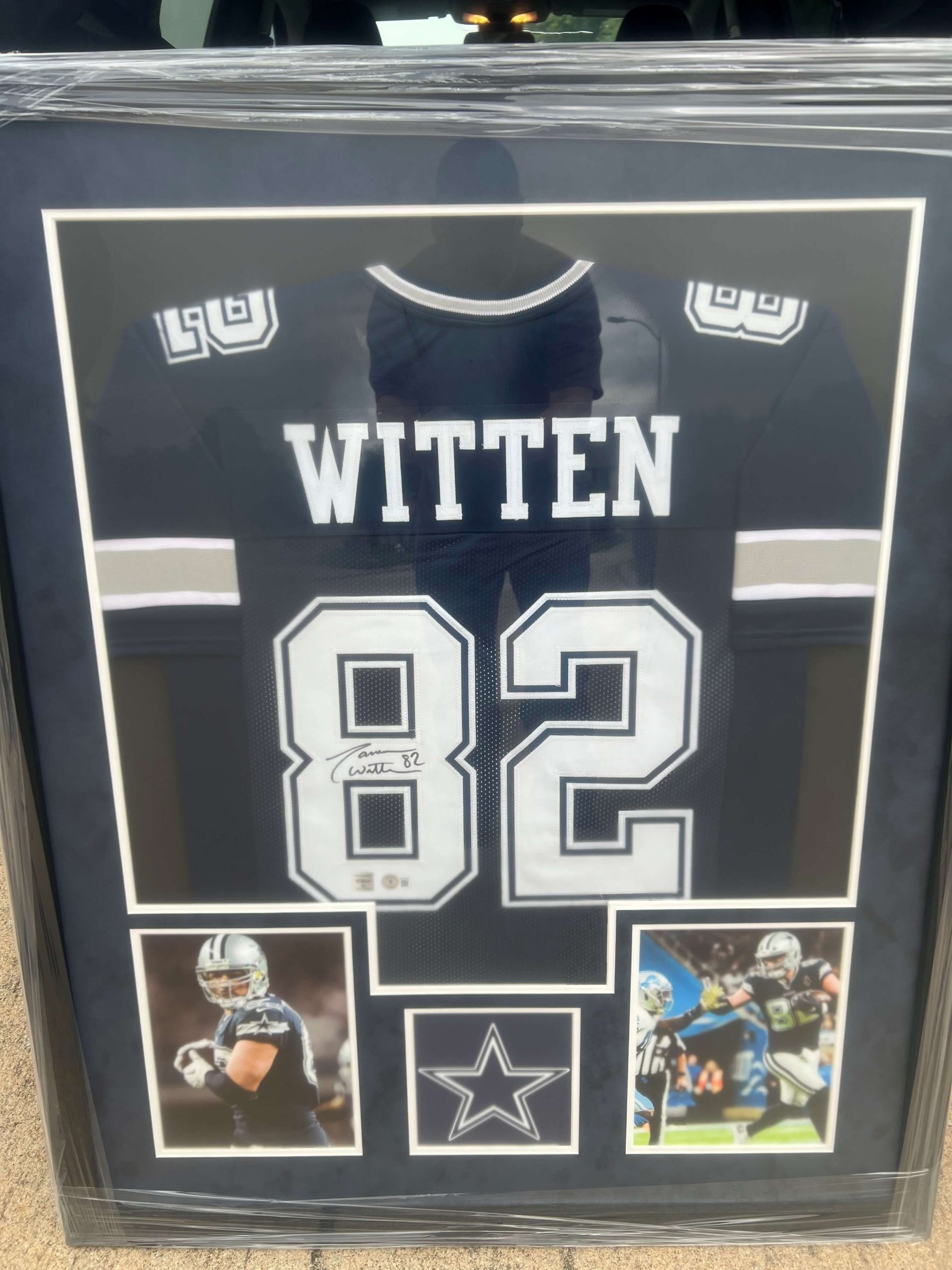 Framed Jason Witten Dallas Cowboys Jersey