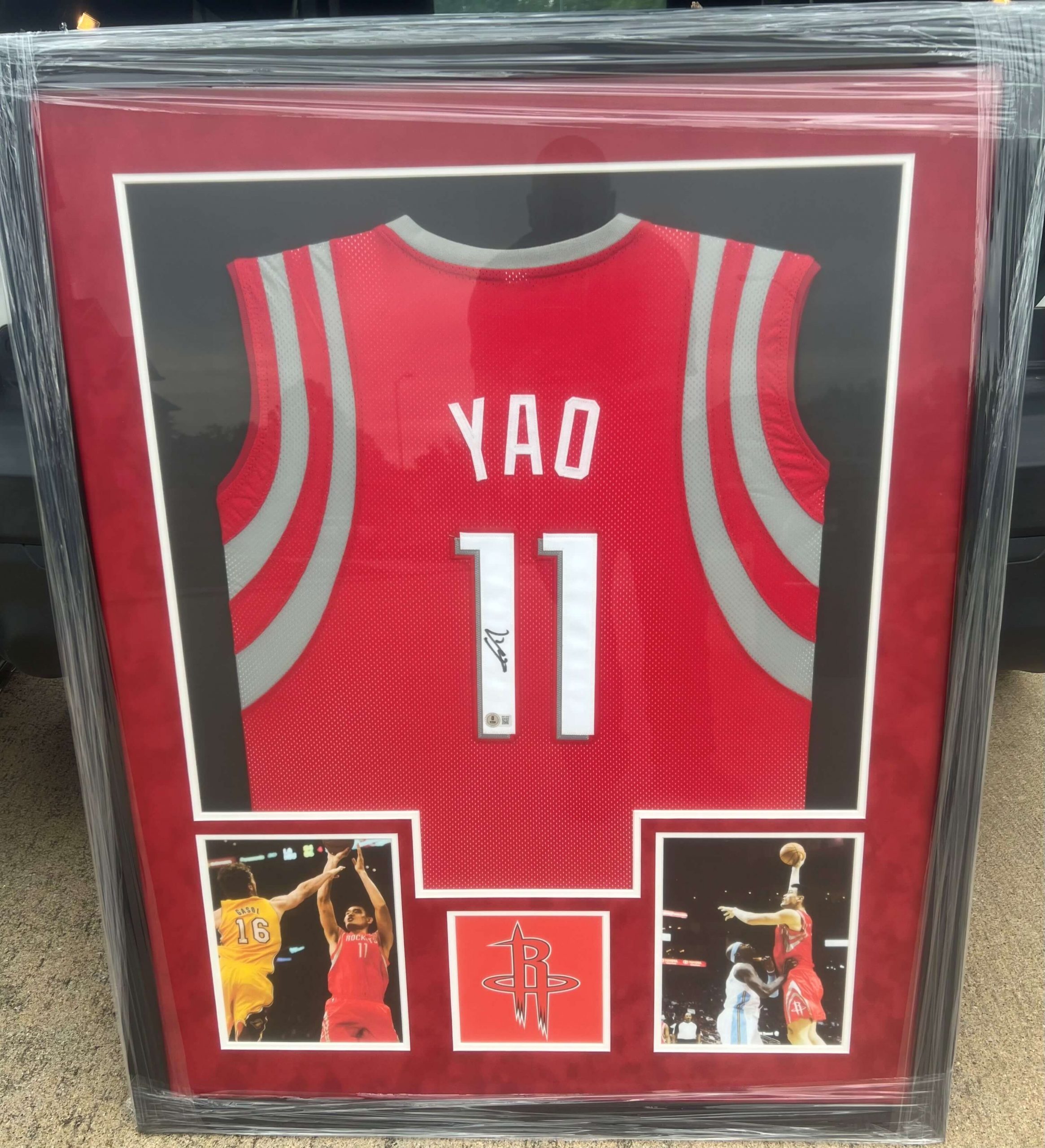 Framed Yao Ming Houston Rockets Jersey